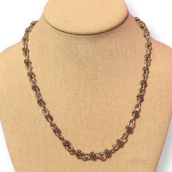 Premier Designs Silver Bracelet And Necklace Set - Picture 2 of 5